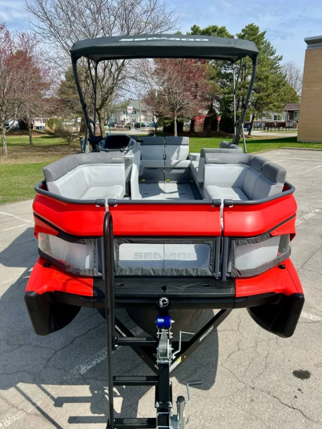 BRP SEA-DOO SWITCH CRUISE 18' 230 HP + IBR + VTS + IDF + GPS + AUDIO + BIMINI + REMORQUE DLX  2024
