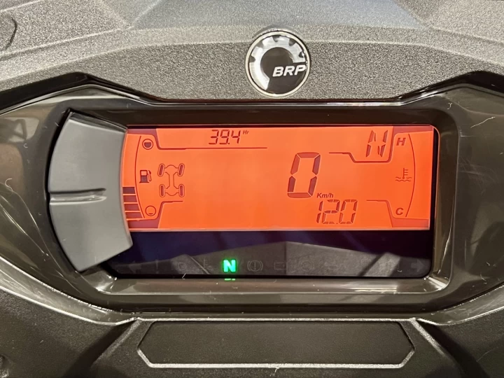 2022 BRP CAN-AM OUTLANDER MAX 450 EFI + D.P.S + 4X4 + SEULEMENT 450 KM + TOUTE ÉQUIPÉE +CONDITION A1 