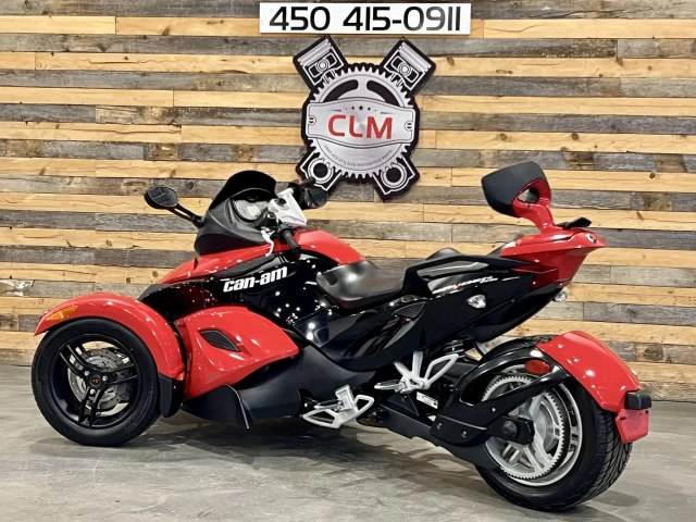 BRP CAN-AM SPYDER RS ROADSTER SM-5 (MANUELLE A CLUTCH) + SEULEMENT 32285 KM  2010
