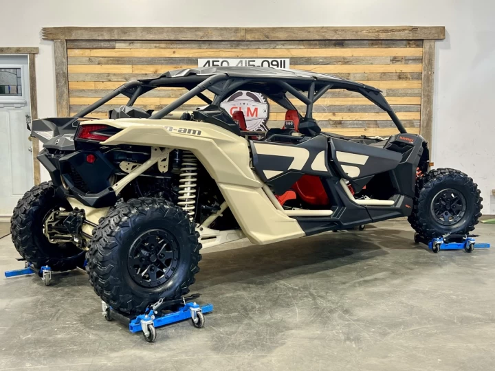 2023 BRP CAN-AM MAVERICK MAX X3 X-DS TURBO RR 200 H.P + D.P.S + 4X4 + FOX + 4 PASSAGERS 