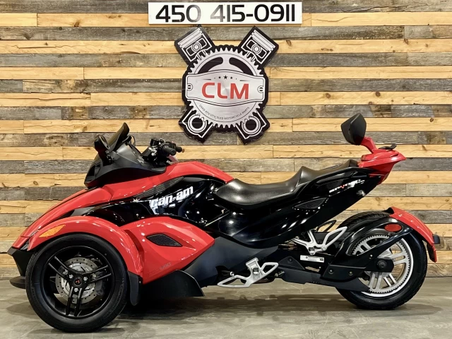 BRP CAN-AM SPYDER RS ROADSTER SM-5 (MANUELLE A CLUTCH) + SEULEMENT 32285 KM  2010
