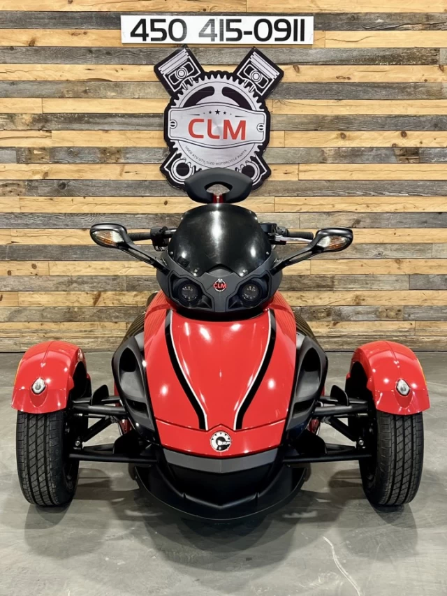 BRP CAN-AM SPYDER RS ROADSTER SM-5 (MANUELLE A CLUTCH) + SEULEMENT 32285 KM  2010