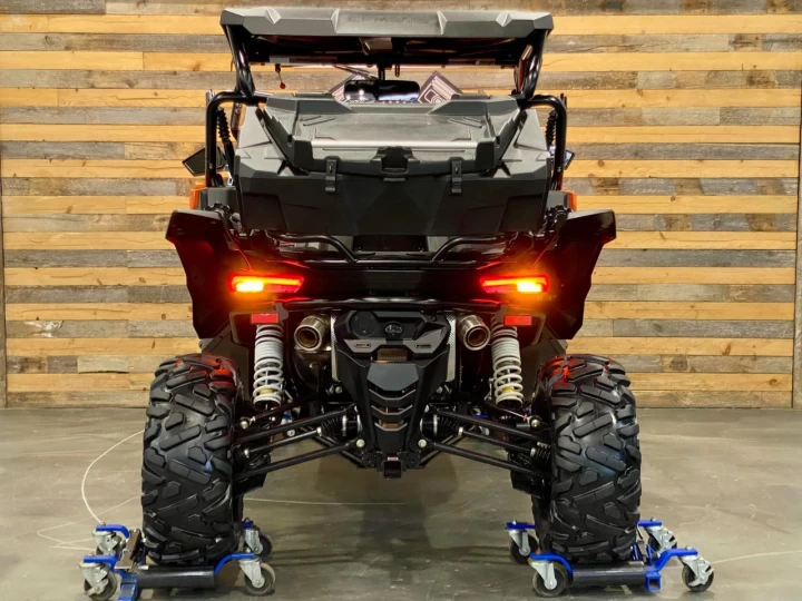 2023 CF MOTO Z-FORCE SPORT 950 H.O E.P.S 4X4 / 2496 KM / CONDITION A1 