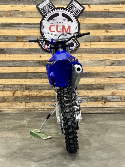 2023 YAMAHA YZ 250 FX EFI + SEULEMENT 8 HR D'UTILISATION + MODELE RARE ENDURO - CROSS 