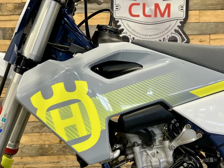 2023 HUSQVARNA FC 250 EFI + MX-MOTOCROSS + 4 TEMPS + 100 HR + CONDITION A1 