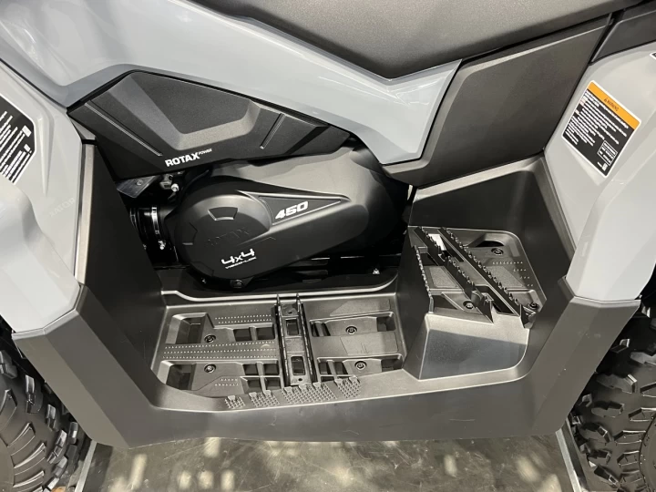 2022 BRP CAN-AM OUTLANDER MAX 450 EFI + D.P.S + 4X4 + SEULEMENT 450 KM + TOUTE ÉQUIPÉE +CONDITION A1 