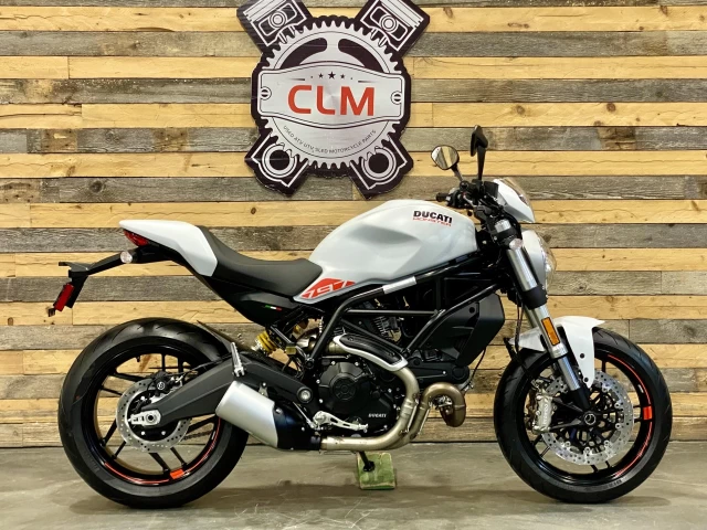 DUCATI MONSTER 797 ABS / NEUVE 0 KM / N'A JAMAIS ROULER  2020