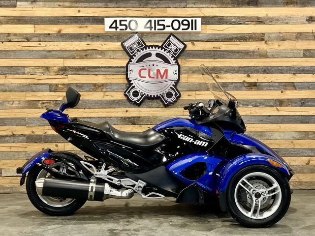 BRP CAN-AM SPYDER RS ROADSTER SM-5 (MANUELLE/CLUTCH) SEULEMENT 36153 KM  2010