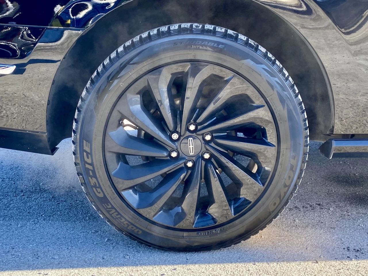 2021 LINCOLN NAVIGATOR EDITION RESERVE + MAGS 22'' + 7 PASSAGERS + TOUTE ÉQUIPÉE  Image principale