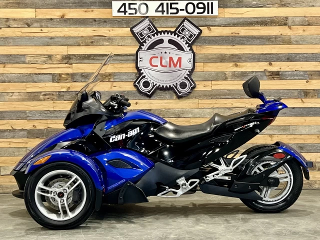 BRP CAN-AM SPYDER RS ROADSTER SM-5 (MANUELLE/CLUTCH) SEULEMENT 36153 KM  2010