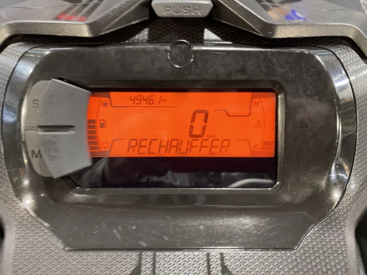 2021 BRP SKI-DOO SUMMIT X 850 E-TEC ENSEMBLE EXPERT 165'' + REV GEN4 + 4946 KM 