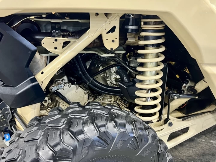 2023 BRP CAN-AM MAVERICK MAX X3 X-DS TURBO RR 200 H.P + D.P.S + 4X4 + FOX + 4 PASSAGERS 
