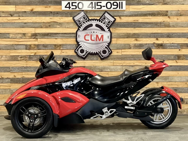 2010 BRP CAN-AM SPYDER RS ROADSTER SM-5 (MANUELLE A CLUTCH) + SEULEMENT 32285 KM 