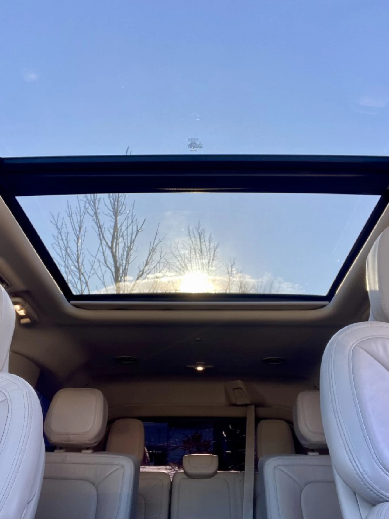 2021 LINCOLN NAVIGATOR EDITION RESERVE + MAGS 22'' + 7 PASSAGERS + TOUTE ÉQUIPÉE  Image principale