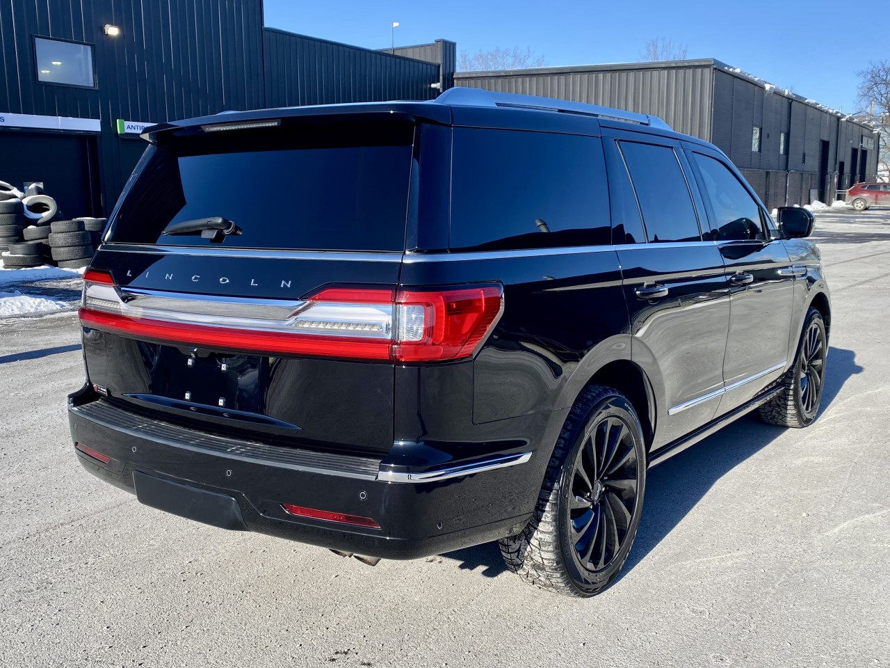 2021 LINCOLN NAVIGATOR EDITION RESERVE + MAGS 22'' + 7 PASSAGERS + TOUTE ÉQUIPÉE  Image principale