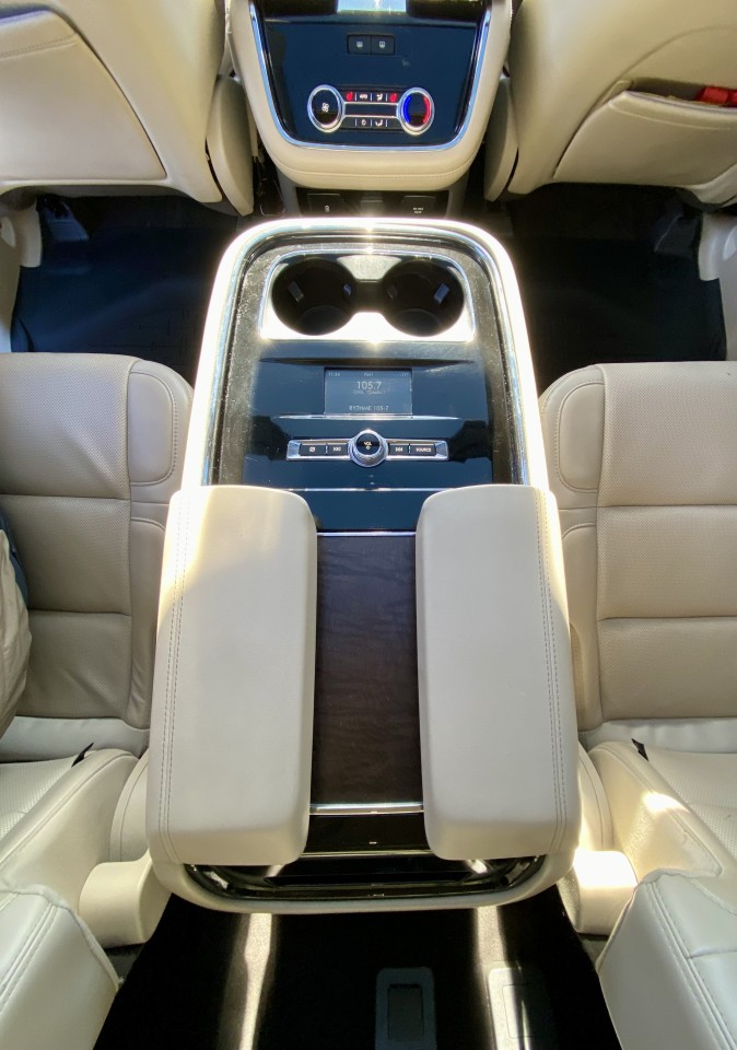 2021 LINCOLN NAVIGATOR EDITION RESERVE + MAGS 22'' + 7 PASSAGERS + TOUTE ÉQUIPÉE  Image principale